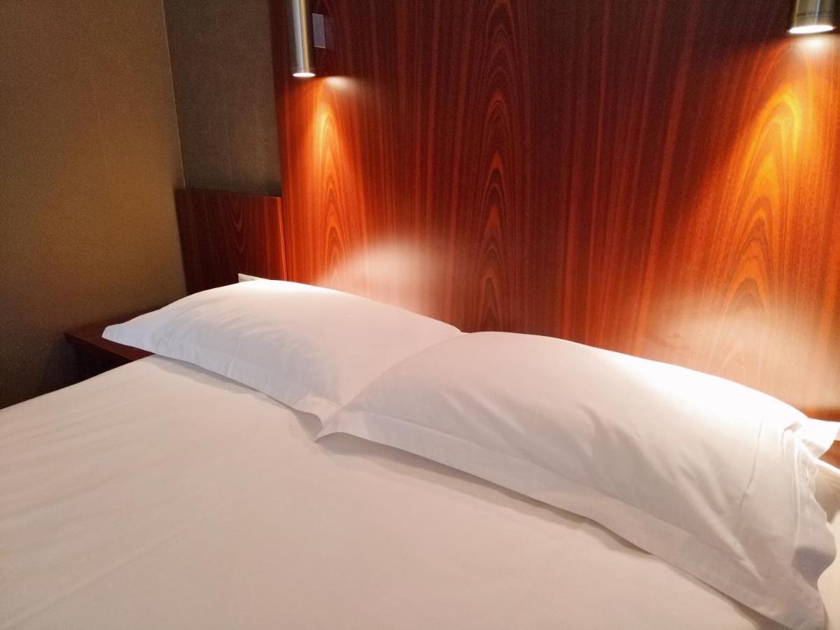 Готель Milky Way 4*